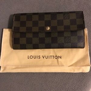 Louis Vuitton Damier Wallet